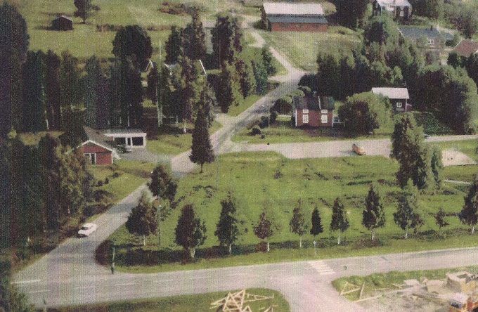 Den gamla sporthallen revs och den nya hallen 