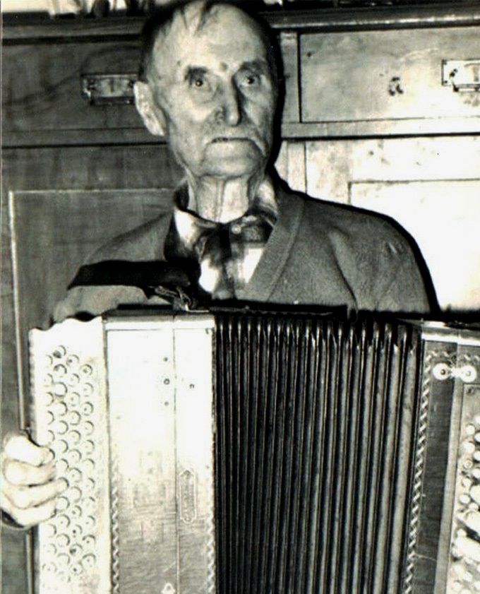 Mångsysslaren Kläpp-Eugen Gustavsson Glommersträsk.