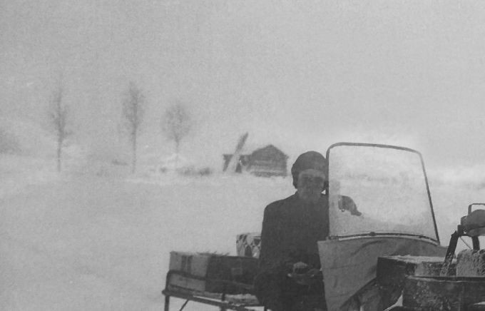 Herbert Wigenstam med sin snövessla.